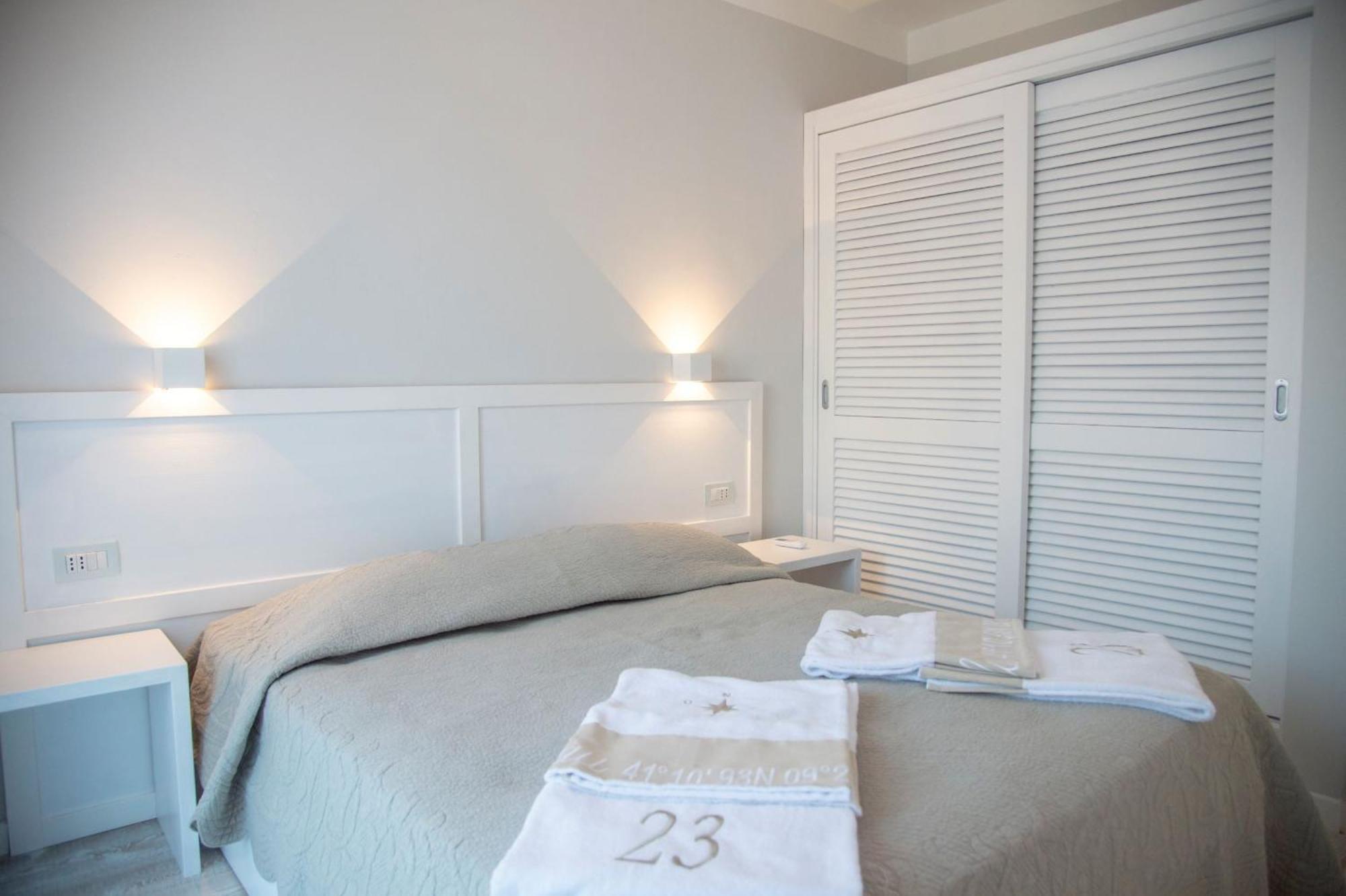 La Sciumara Resort Палау Екстериор снимка