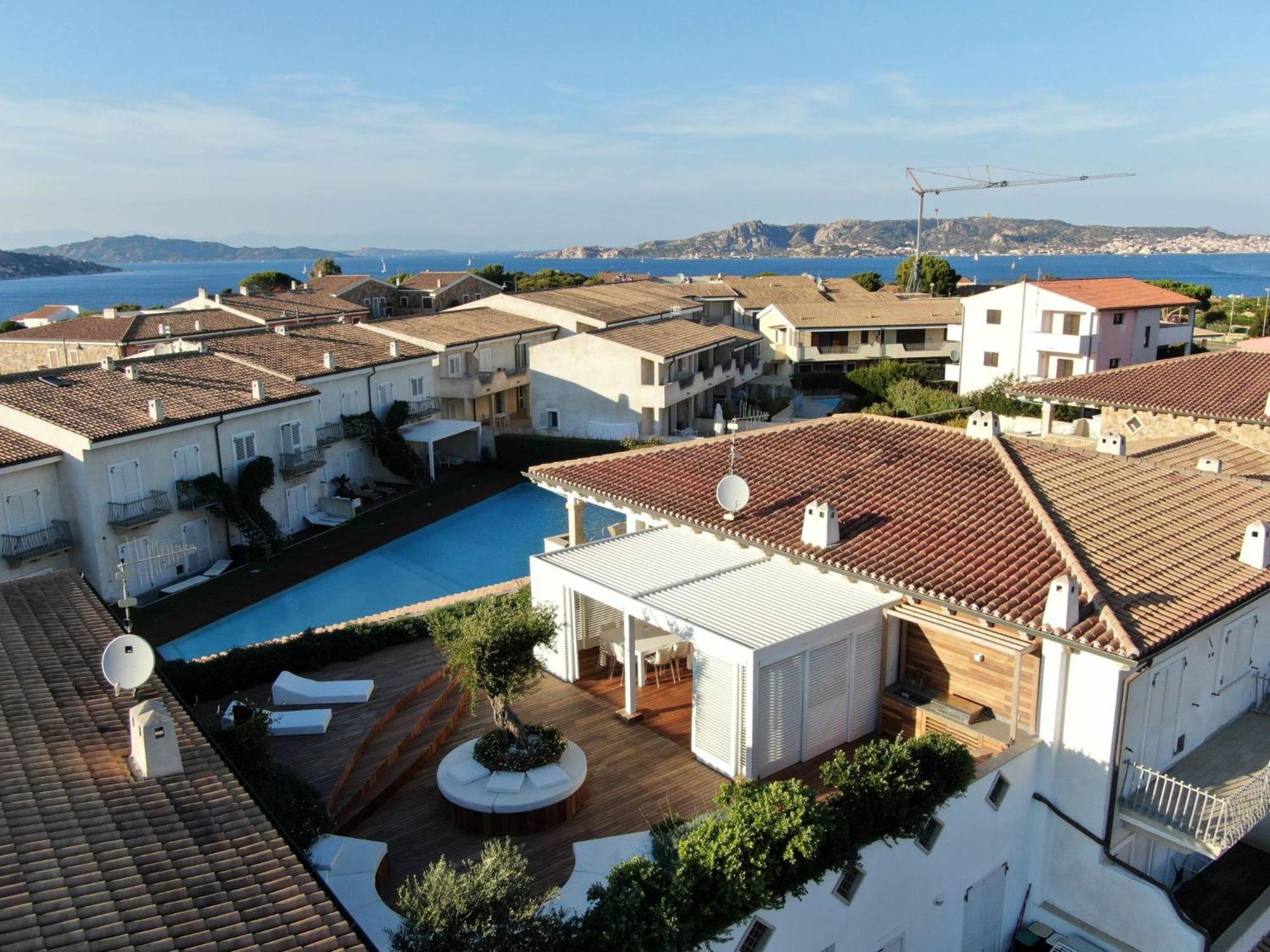 La Sciumara Resort Палау Екстериор снимка